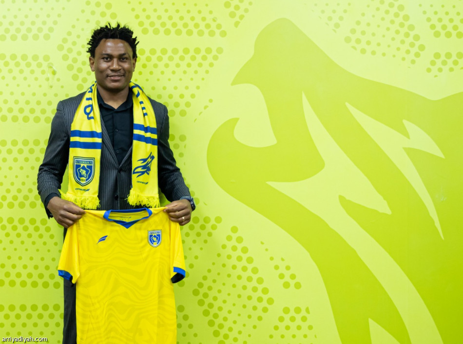 التعاون يستعيد تاوامبا.. ويجدد عقده موسمين