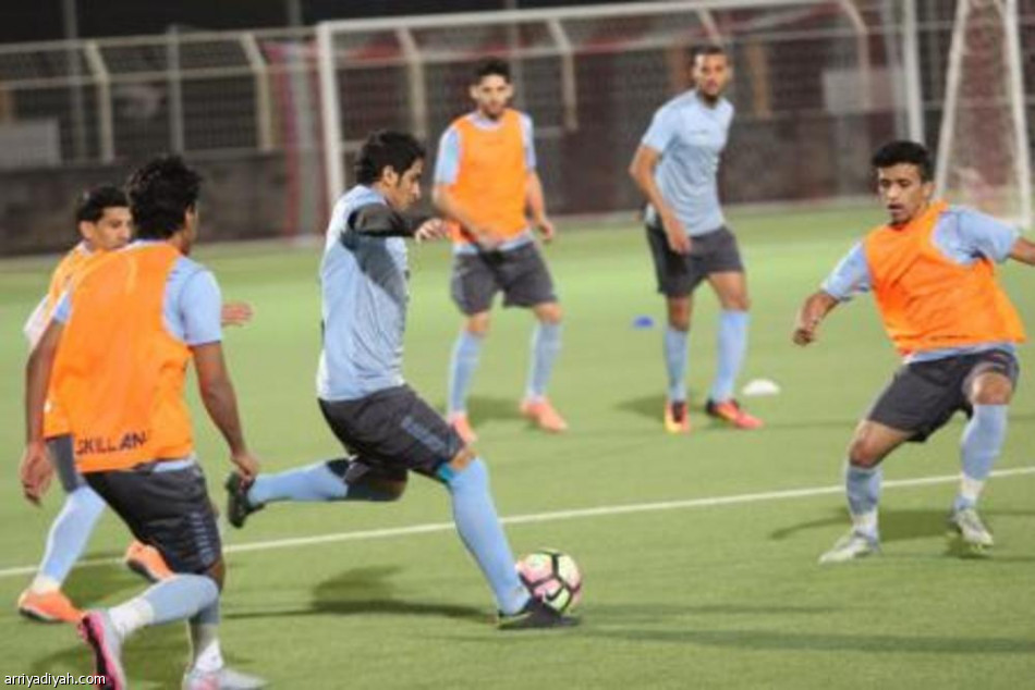 الباطن مكتمل الصفوف أمام الاهلي