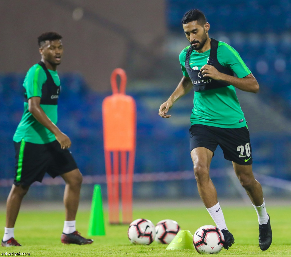 التهاب يبعد الغنام عن قائمة الأخضر الأولمبي