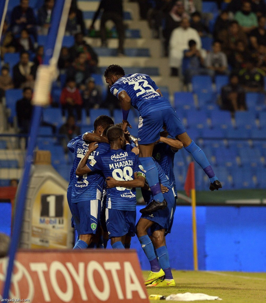 الفتح يزيد معاناة الاتفاق ويقتنص تعادلاً في الثواني الأخيرة