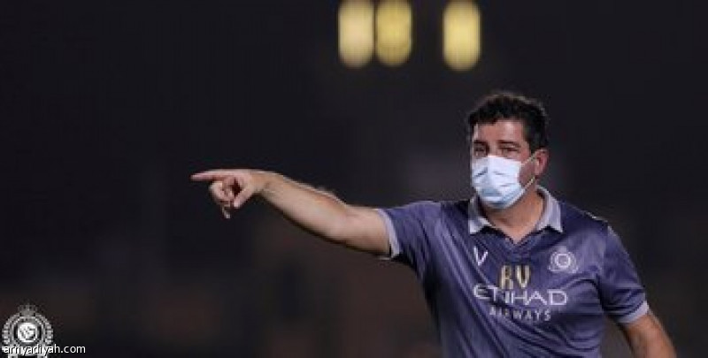 النصر ينهي «مغلقة» الأنوار بـ «العشرة»