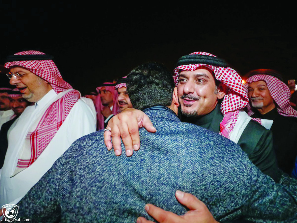 30 دقيقة..
استقبال الأبطال في المطار