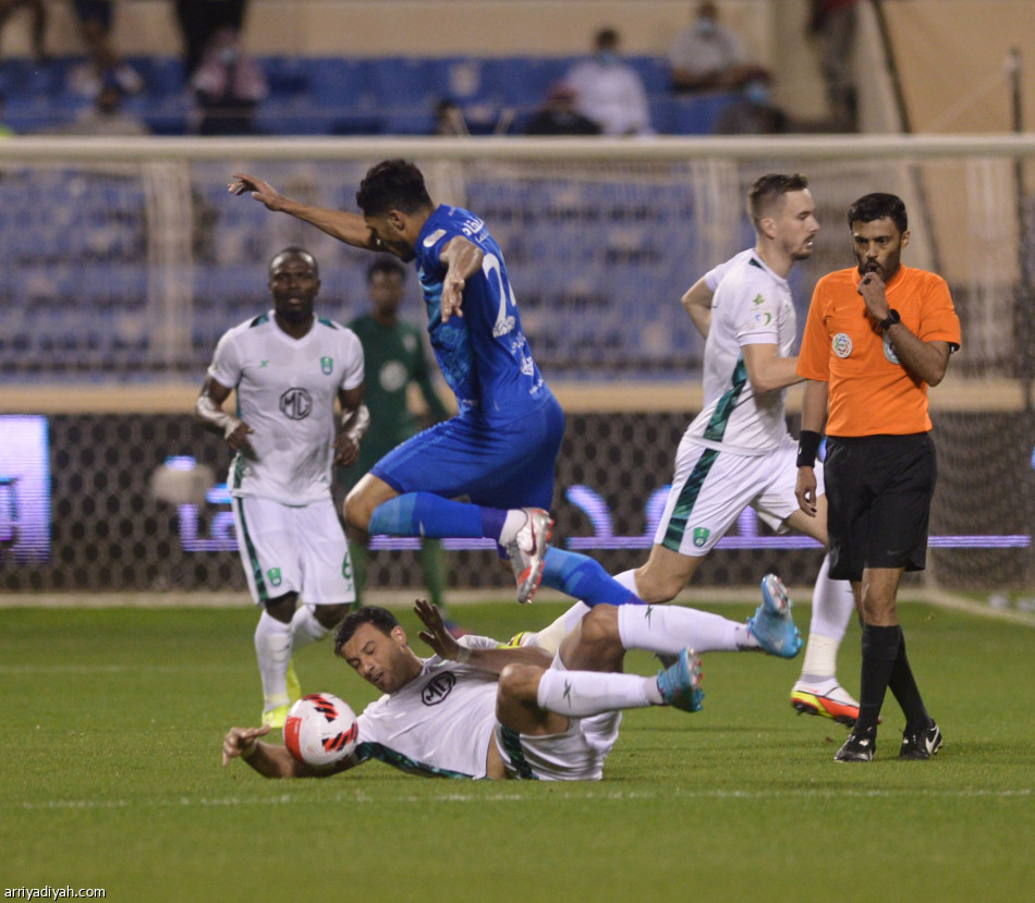 إدواردو ينقذ الأهلي أمام الفتح