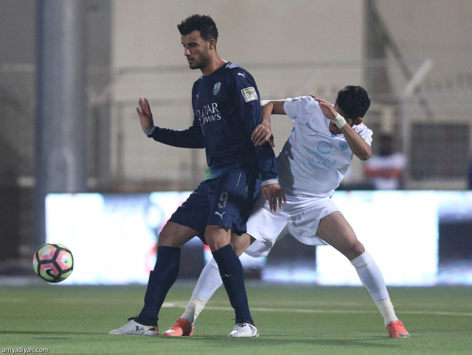 الأهلي ينهي عقدة ملعب الباطن مع أندية جميل ويصعد للثالث