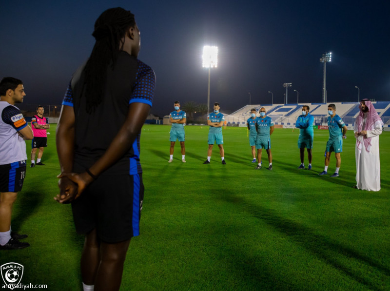 الهلال يبقي إدواردو حتى نهاية الموسم