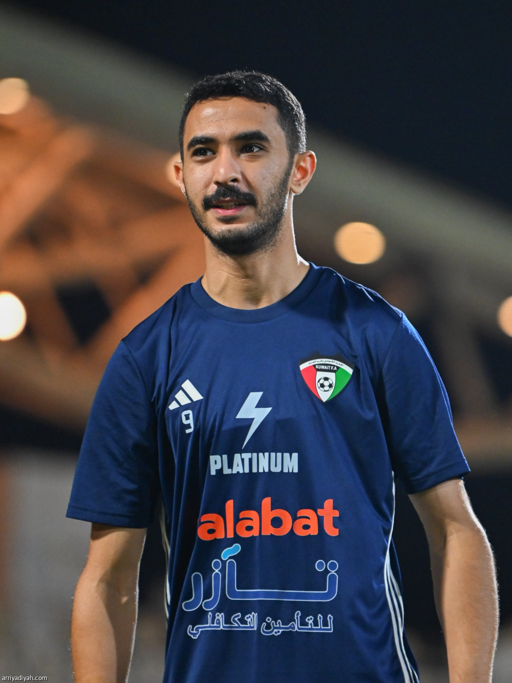 الكويت تفتح ملف عمان