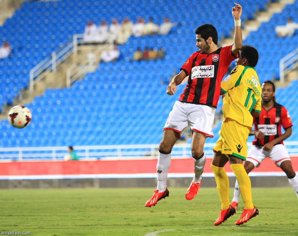 النصر استعاد بالفتح الصدارة .. والاتفاق هزم جاره .. والرائد يتعادل مع العروبة