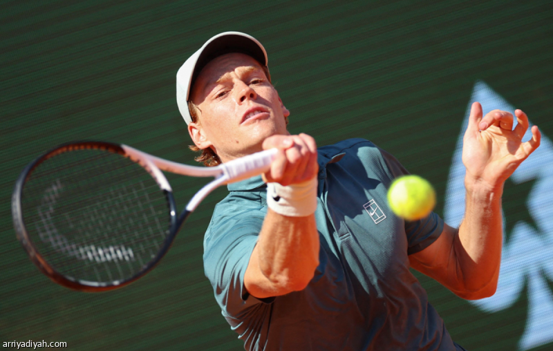 مونت كارلو.. ماتشاك يوقف قياسي سينر