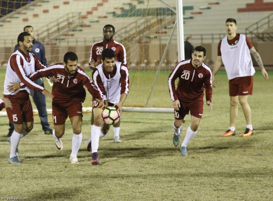 ملعب الاتفاق يُعد الفيصلي للخليج