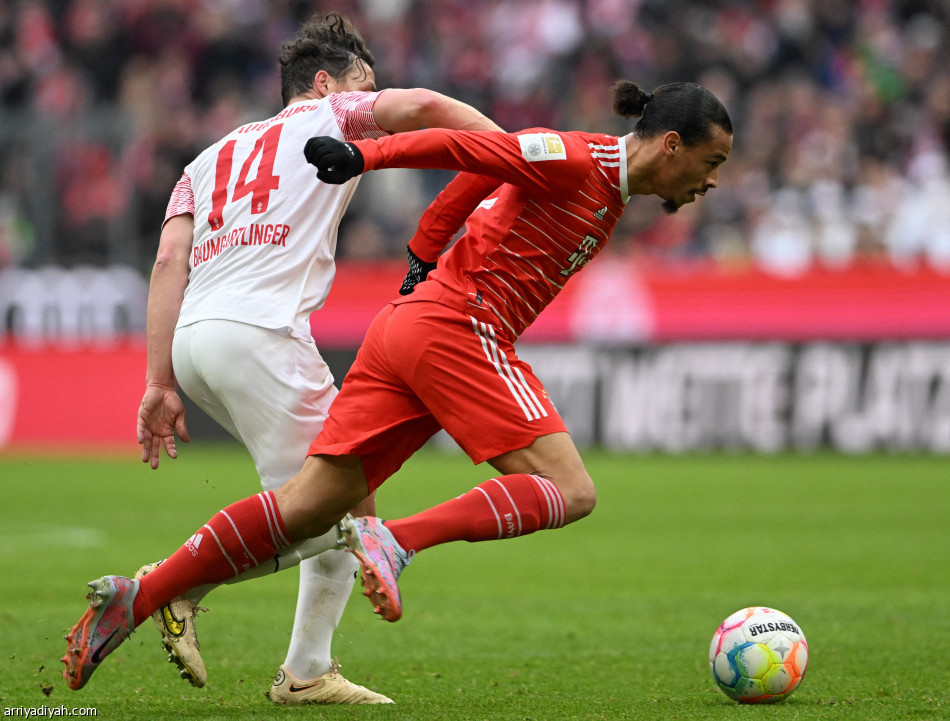 Bayern raakt Augsburg met vijf