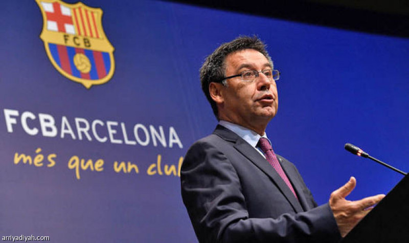 رئيس برشلونة مهدد بحجب الثقة