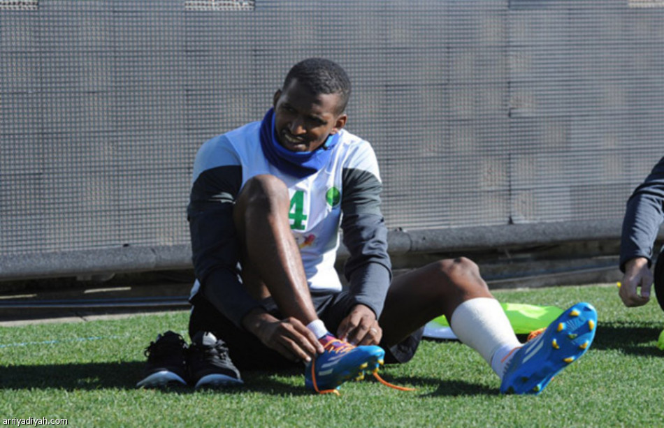 الأخضر يناور وكوزمين: الاقوياء يسقطون ويعودون بقوة و أنتم أقوياء