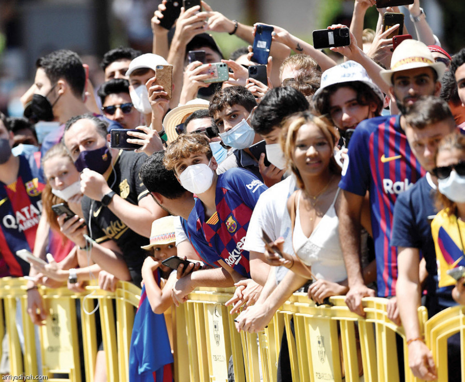 ميسي:
ألفيس.. هدفي