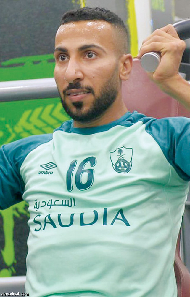 المحمدي يواجه النصر