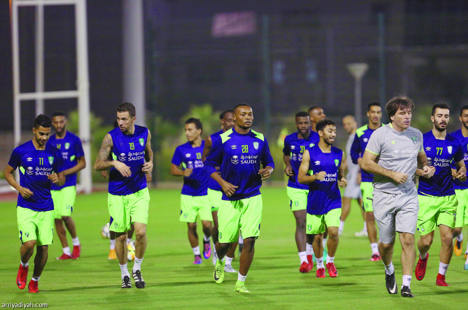 ضربة جديدة للأهلي.. الضامة تبعد عواجي