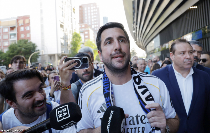 Real Madrid Elections Race Between Water and Pérez