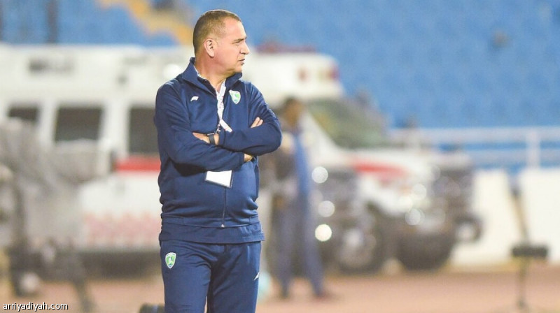 الجبال يريح لاعبي الفتح 5 أيام