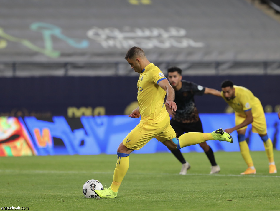 النصر يقسو على الباطن بسباعية