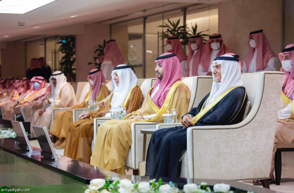 ولي العهد
يتوج الفيحاء بكأس الملك
