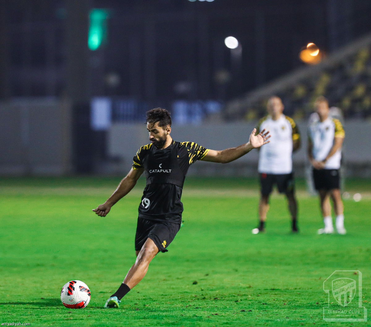 الاتحاد.. لياقة وفنيات