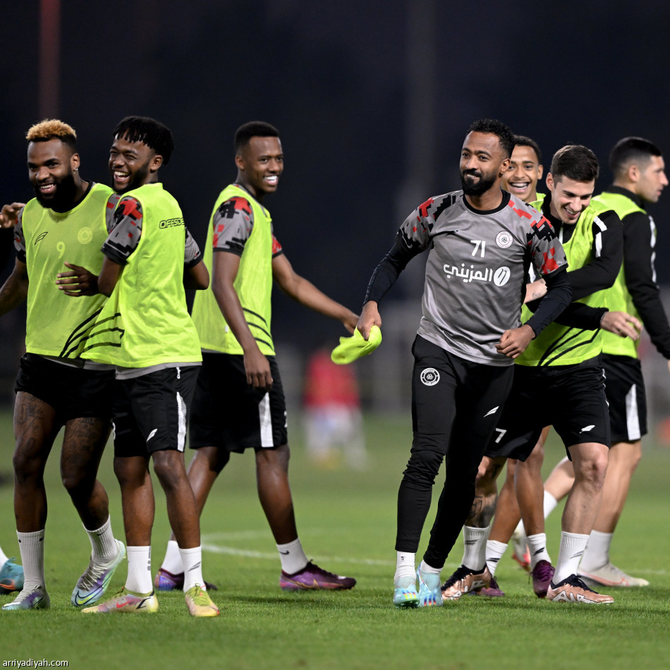 Al-Shabab prueba a sus jugadores frente a Al-Jazira