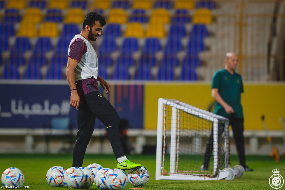 النصر.. جارسيا يفرض تدريب الفترتين