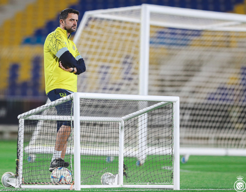 النصر يبدأ تحضيرات مواجهة الشباب