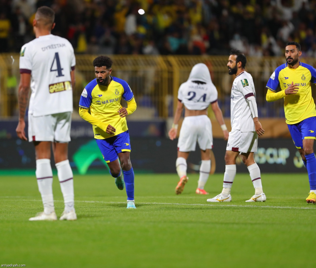 النصر يعبر