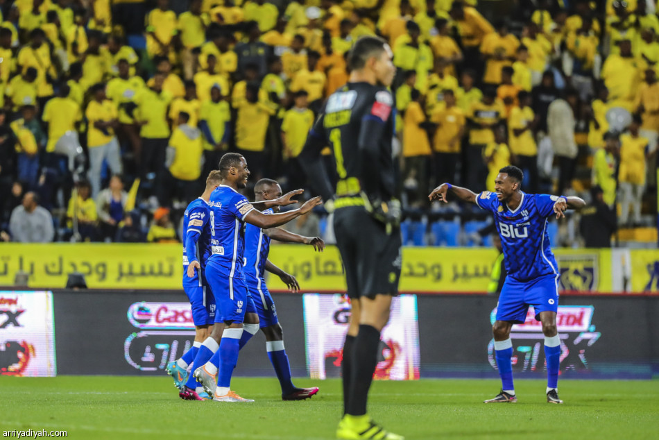 الهلال ينهض برباعية التعاون