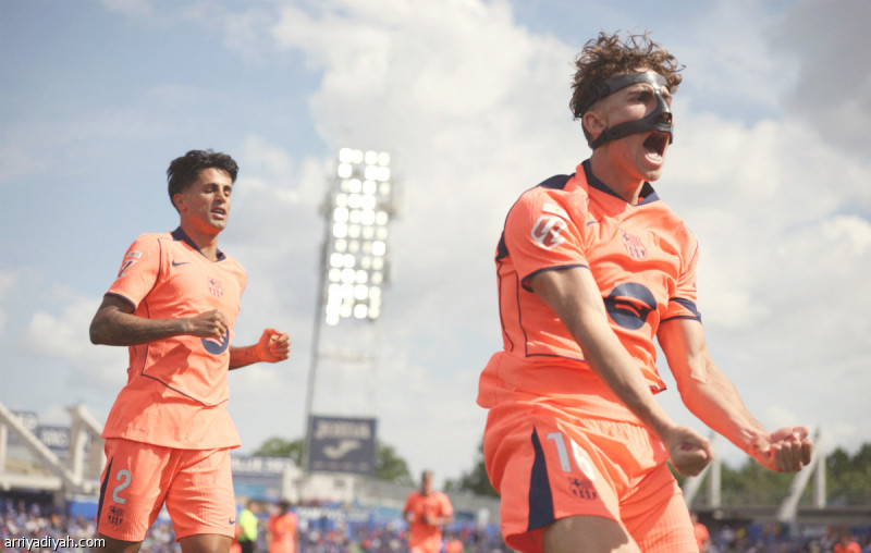 برشلونة يضرب ختيافي.. ويلامس اللقب الـ 29