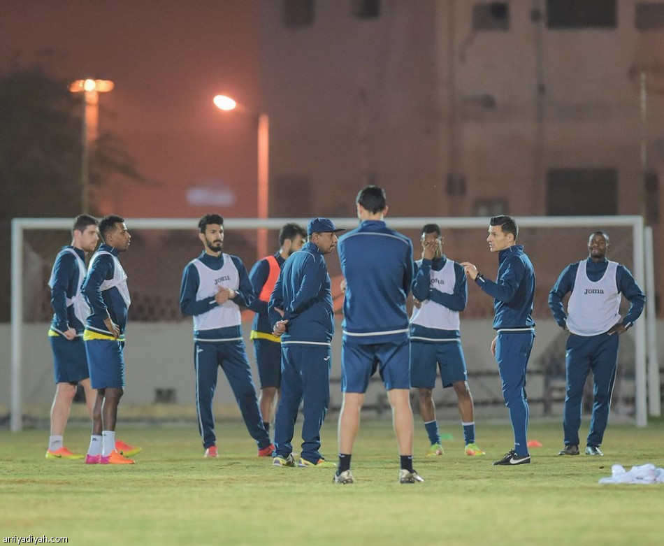 الإصابة تغيب عبسي التعاون أمام القادسية