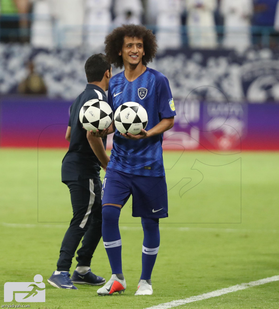 الهلال يقدم «عموري».. والجماهير تهتف باسمه