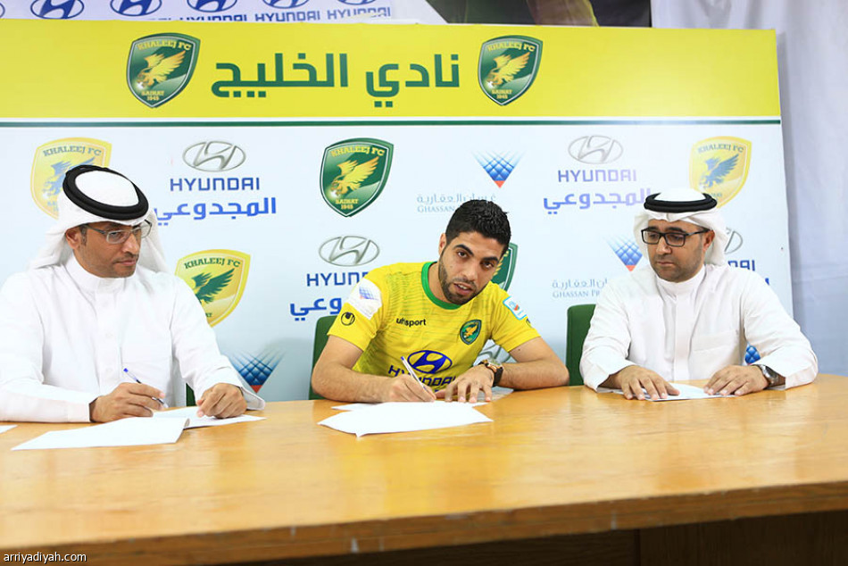 الخليج يجدد مع الزواهرة والجدعاني