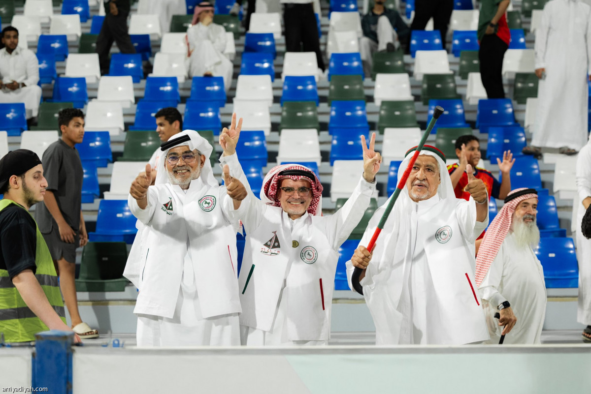 الأفراح مستمرة