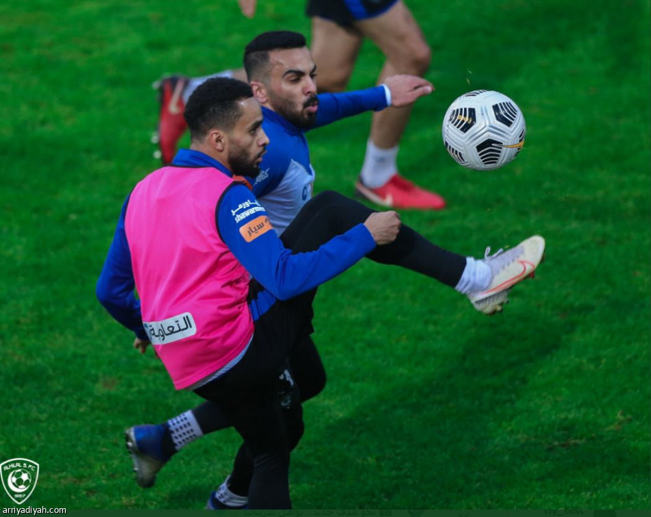 «اختصاصي تغذية» ينضم إلى الهلال