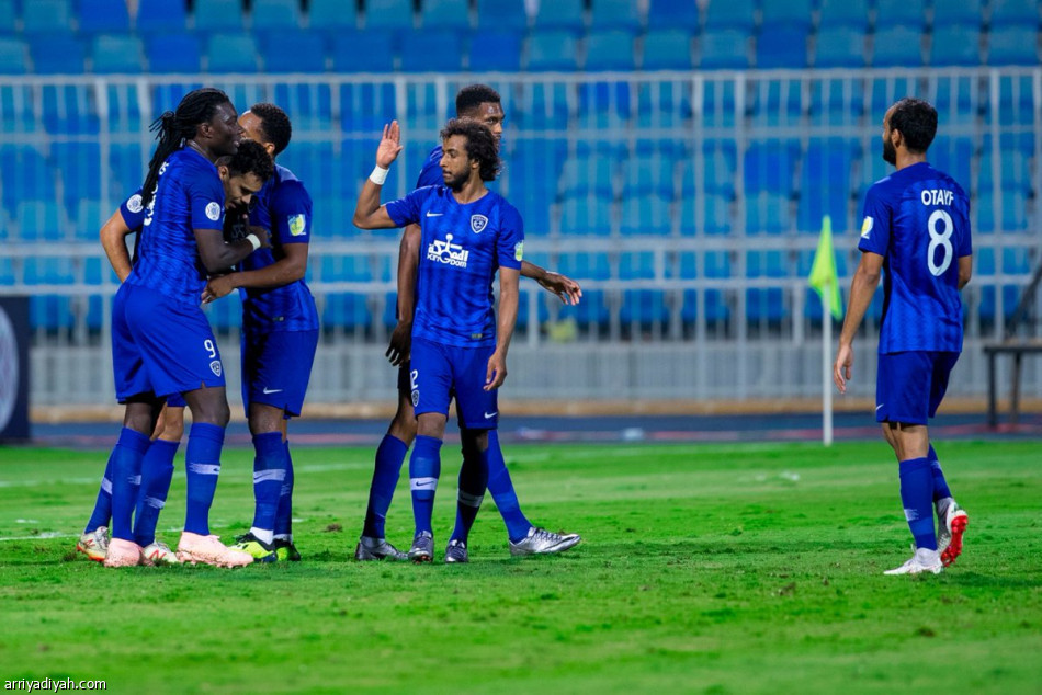 برباعية النفط.. الهلال يضع قدماً في ربع نهائي «العربية»