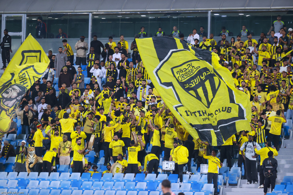 الرياض يفاجئ الاتحاد