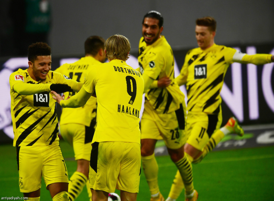 دورتموند يسقط لايبزيج.. ويحرمه الصدارة