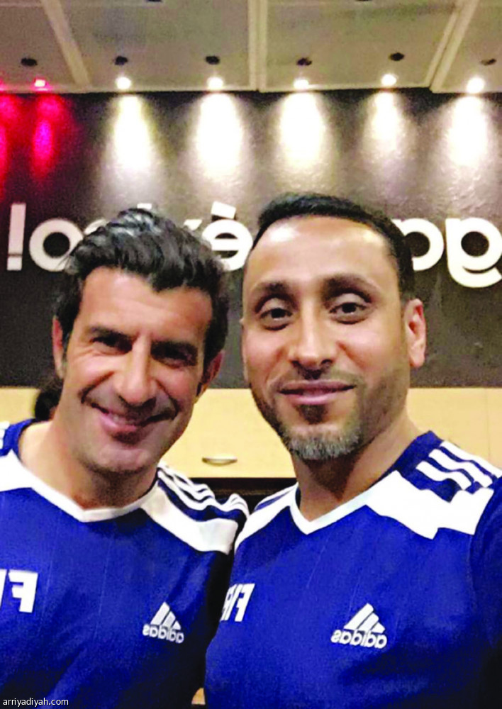 نجوم المكسيك يكسبون رفقاء سامي