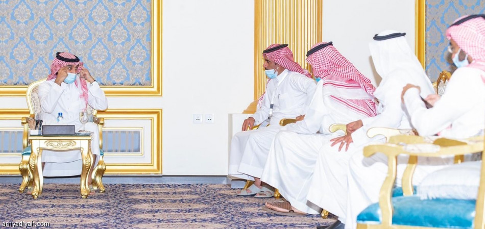 وزير الرياضة يناقش احتياجات أندية الباحة