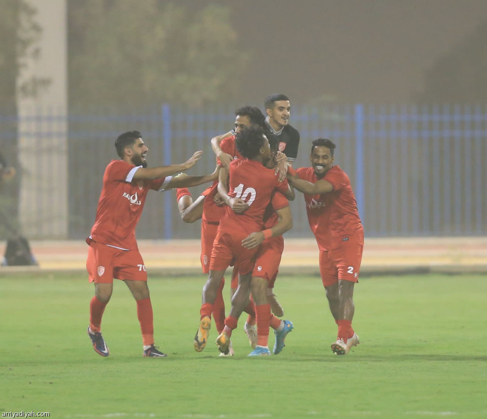 العربي يُتوج بكأس دوري الدرجة الثانية