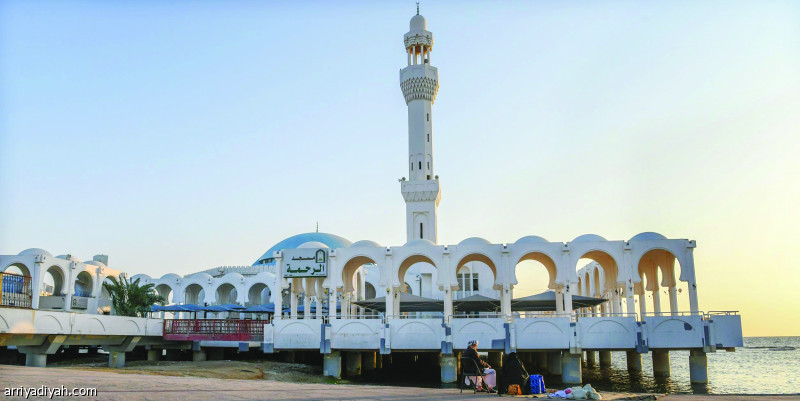 المسجد العائم..
سكينة تأسر الآسيويين