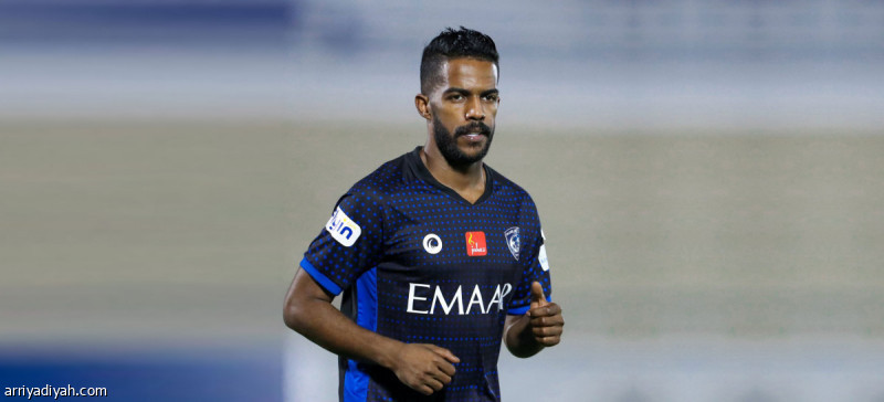 الهلال يوافق على انتقال العابد إلى الشباب