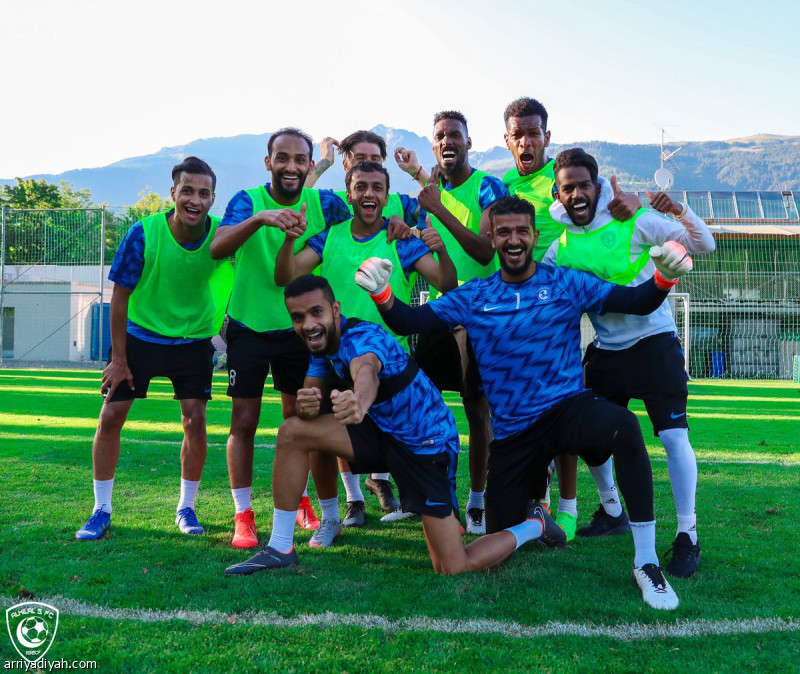 الهلال يبحث عن ظهير محلي