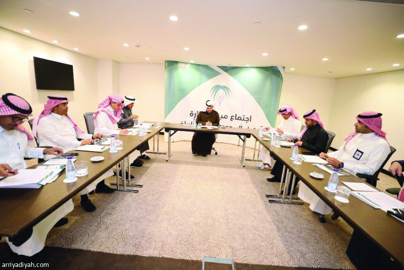 صورة التقطت أمس من اجتماع الاتحاد السعودي للإعلام الرياضي الذي أعلن من خلاله العديد من القرارات واستعراض التقرير السنوي (المركز الإعلامي ـ الإعلام الرياضي)