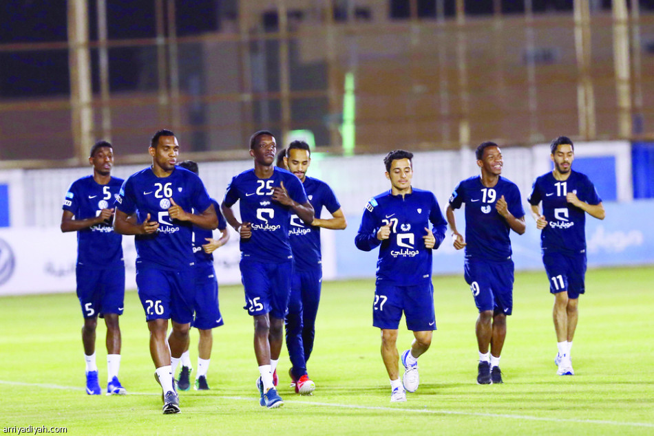 اتحاد القدم يعتذر لنواف بن فيصل