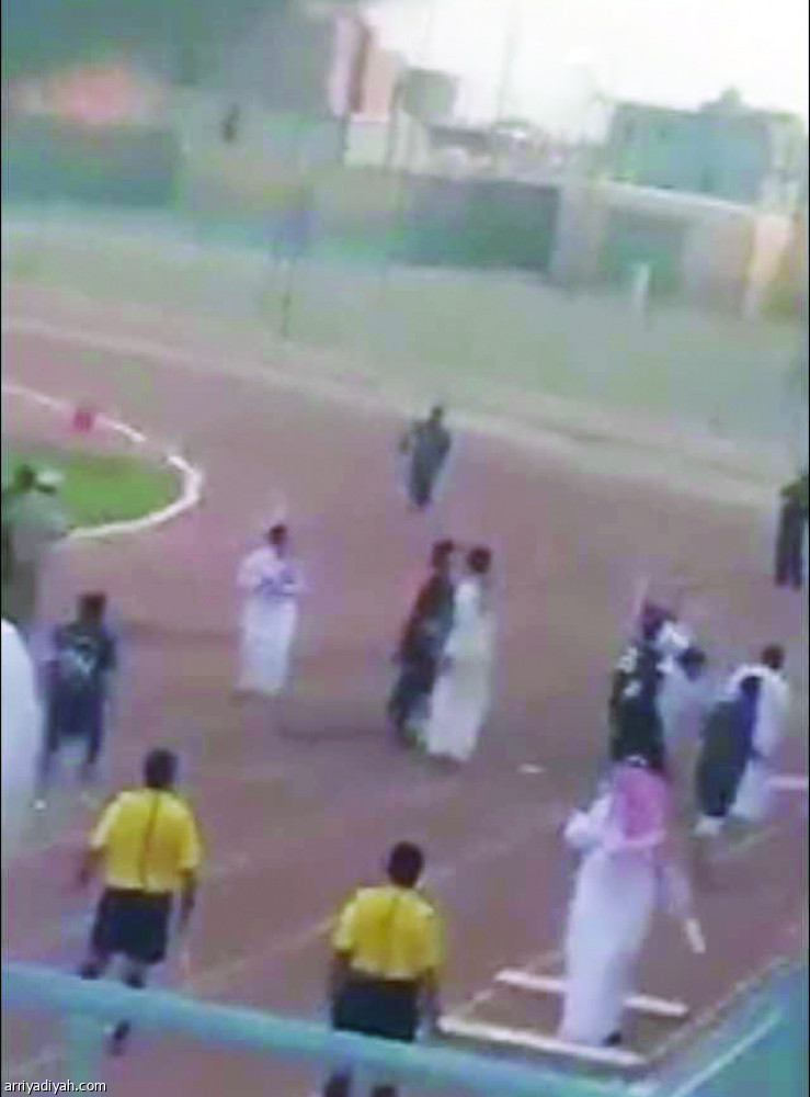 استفزاز واعتداء وطعن في وادي الدواسر