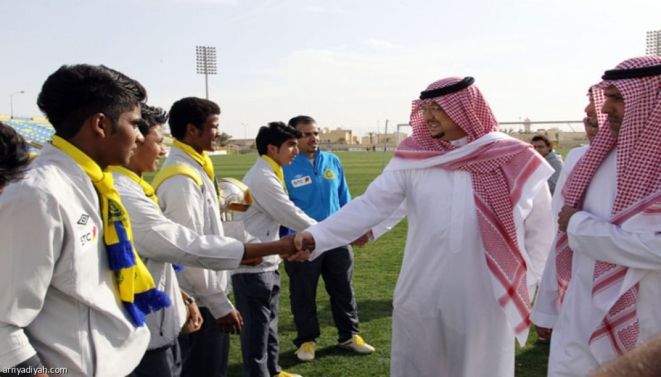 رئيس النصر يدشن مجسمين لمشاركة النصر في بطولة العالم