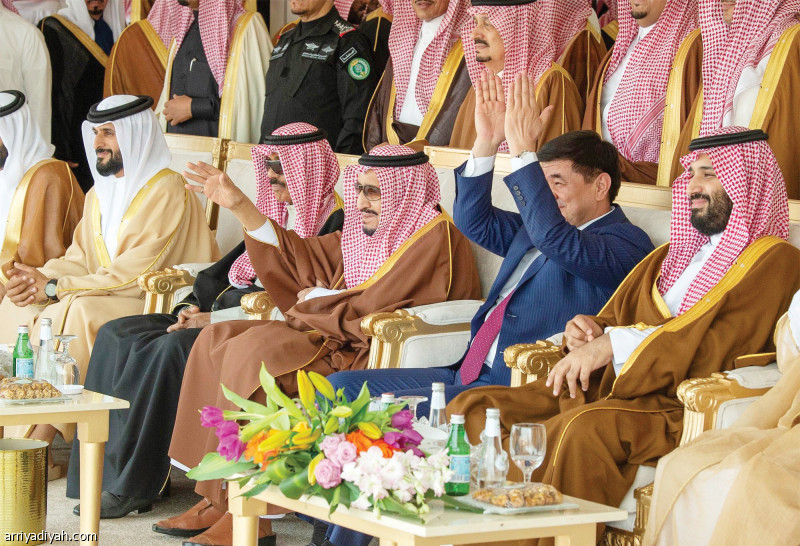الملك يتوج أبطال مهرجان المؤسس