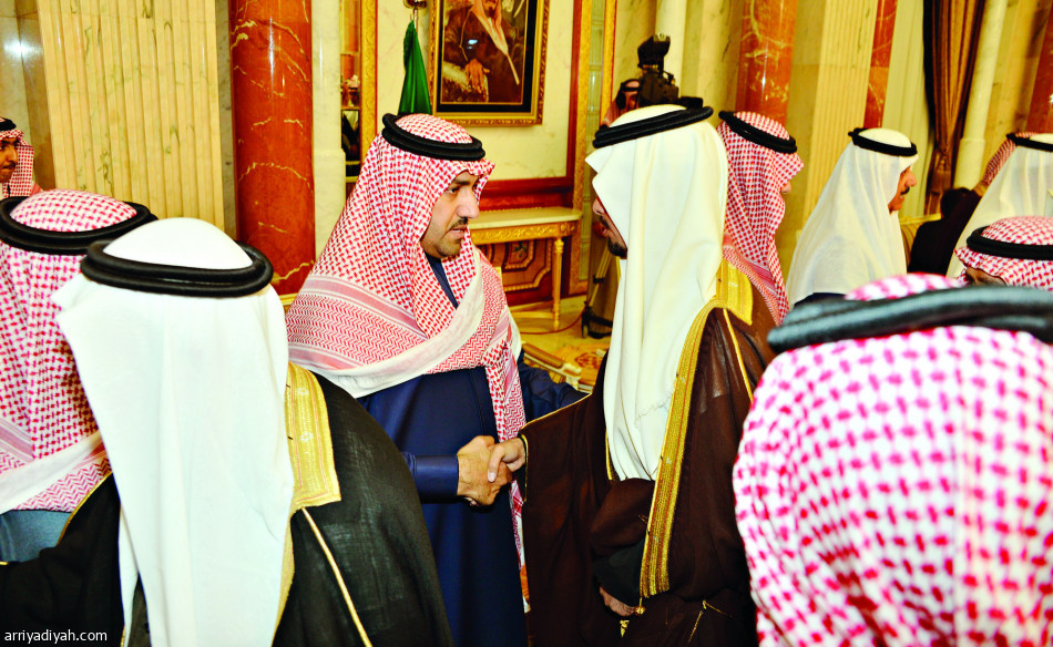 أبناء وأحفاد الملك عبدالله يتلقون التعازي